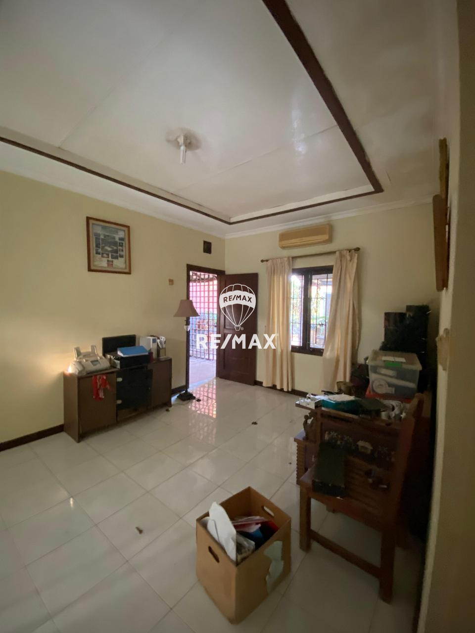 DIJUAL RUMAH HITUNG TANAH ONE GATE DI PERUMAHAN CINERE MAS